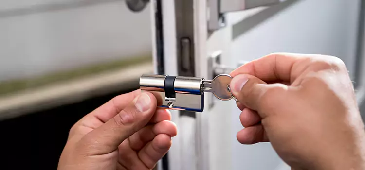 Emergency Locksmith for House Downey